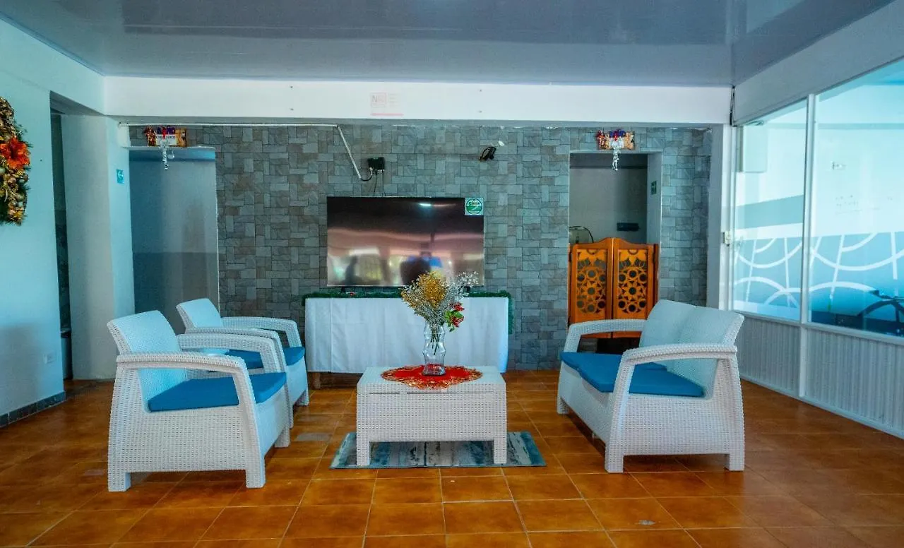 Hotel El Pirata Morgan Fresh Water Bay