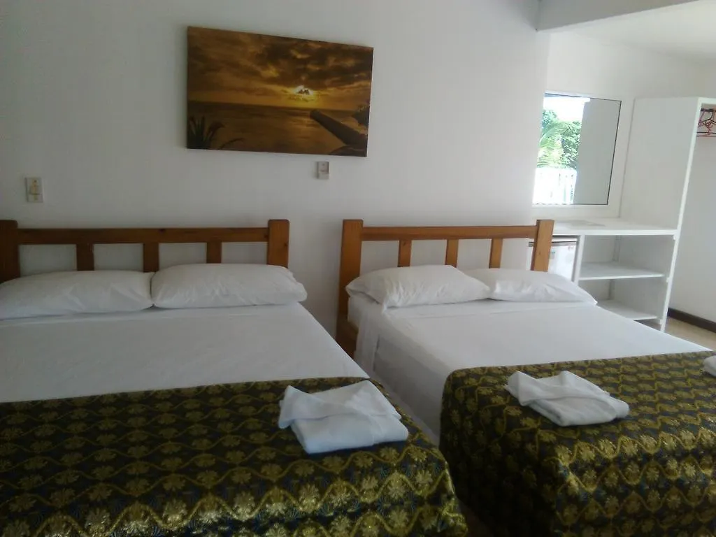 Hotel El Pirata Morgan Fresh Water Bay 3*,