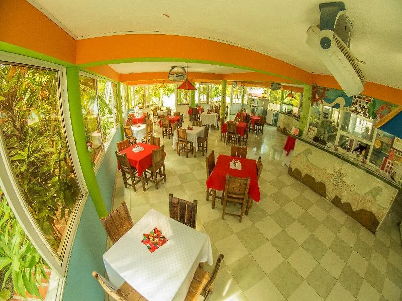 Hotel El Pirata Morgan Fresh Water Bay Colombia